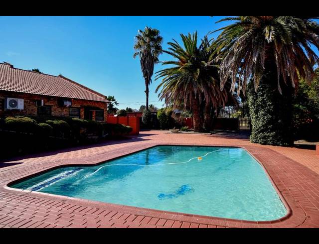 3 BEDROOM HOUSE FOR SALE IN MEYERHOF